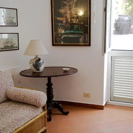 Lejlighed Lemon Grove, Capri *