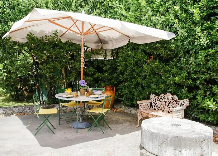 Lemon Grove, Capri Marina Grande (Capri)